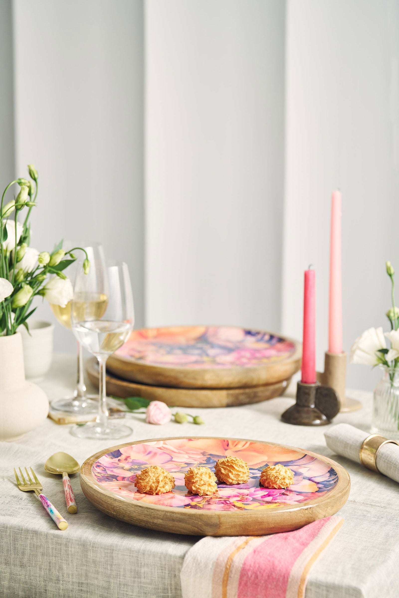 Mishtu - Love assorted tray - Mishtu